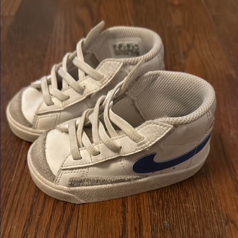 Nike White and Blue High-Top Sneakers with Padded Tongue